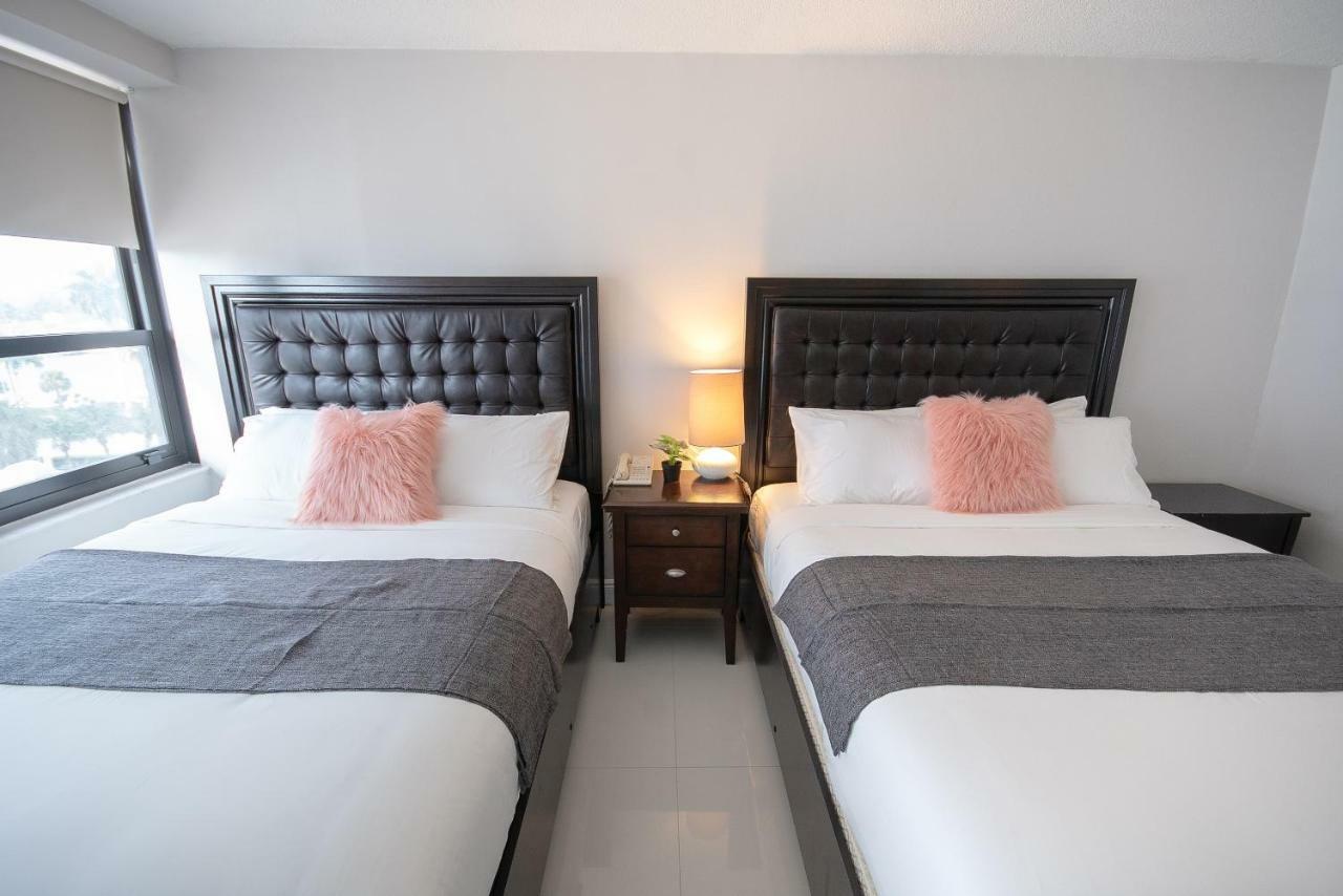 Oceanfront Apartments At The Alexander マイアミビーチ エクステリア 写真
