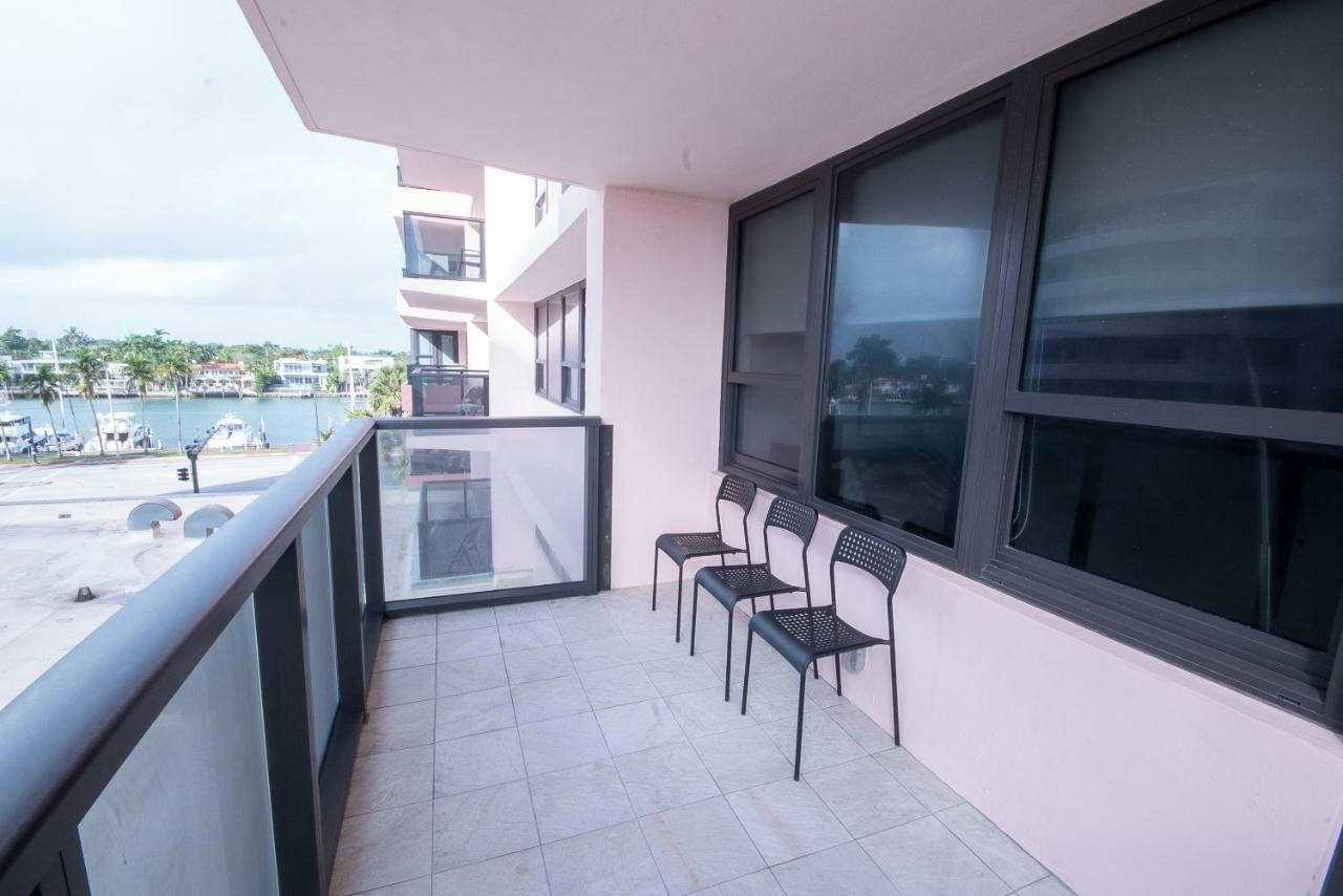 Oceanfront Apartments At The Alexander マイアミビーチ エクステリア 写真
