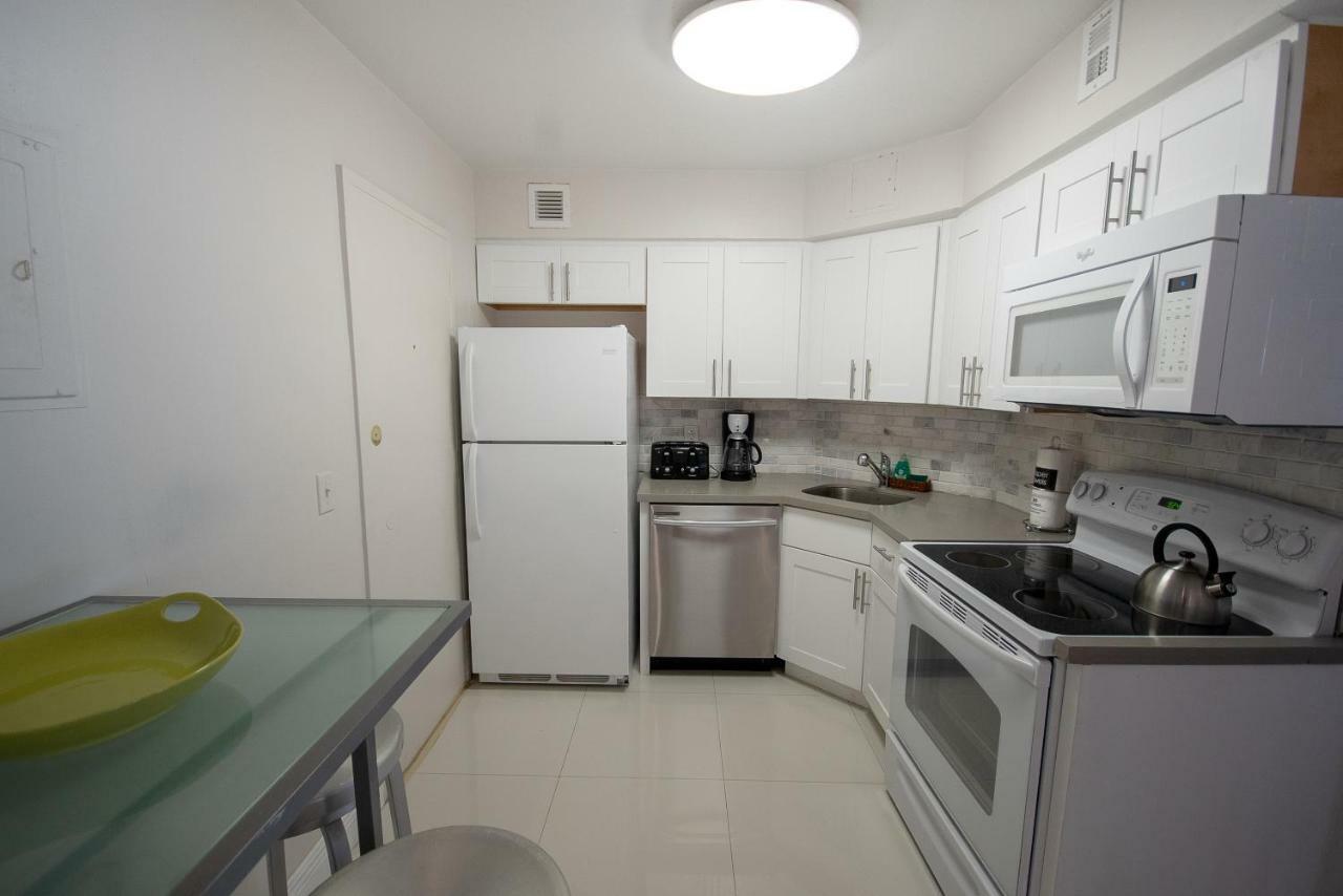 Oceanfront Apartments At The Alexander マイアミビーチ エクステリア 写真