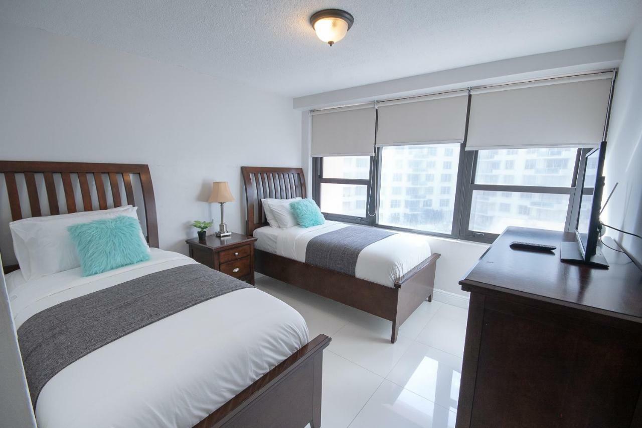 Oceanfront Apartments At The Alexander マイアミビーチ エクステリア 写真